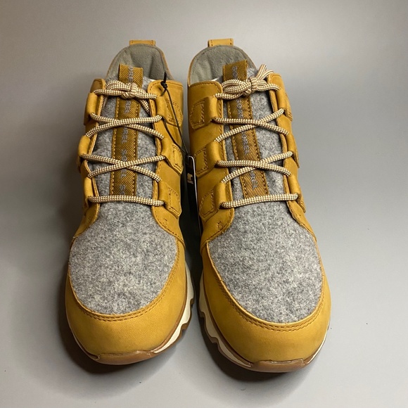 Sorel Kinetic Caribou Boots Sneakers Camel Brown Quarry Grey - Picture 2 of 5